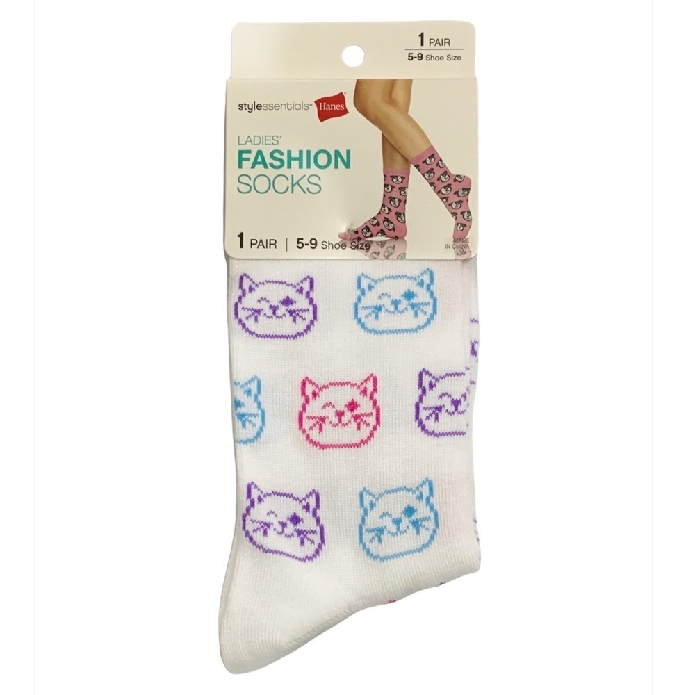 Hanes Women’s Cat Print Novelty Socks Shoe Size 5-9 White Multi Color 2 Pairs - Picture 4 of 13